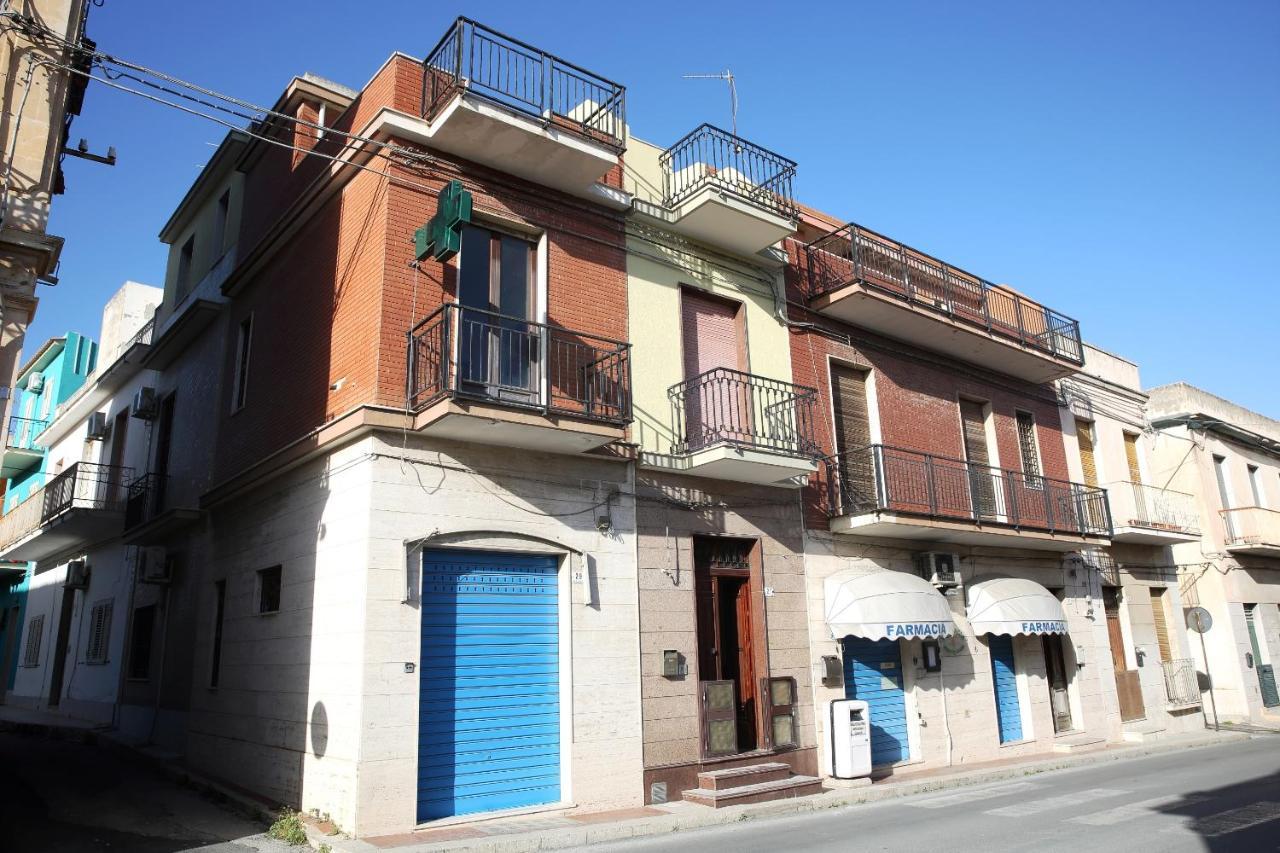 Re Sole Case Vacanze - Esclusivo Attico M A R T E Con Spaziosissima Terrazza Solarium Attrezzata Avola Exterior foto